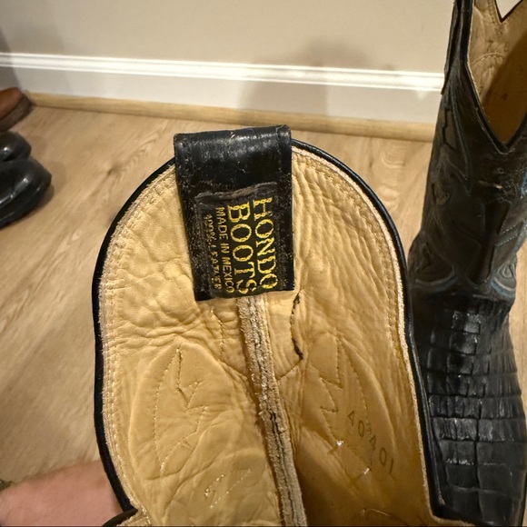 Women’s Hondo Gator Tail Boots - Picture 6 of 7